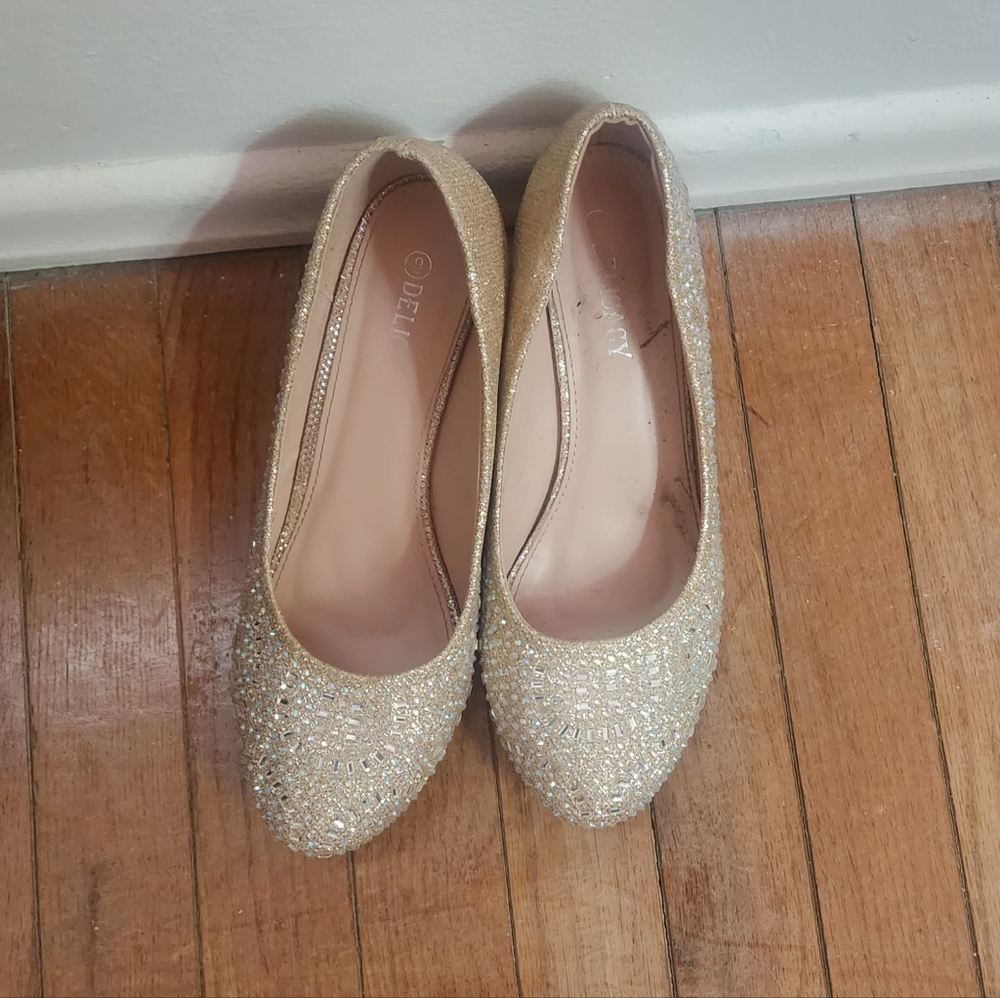 Delicacy heels